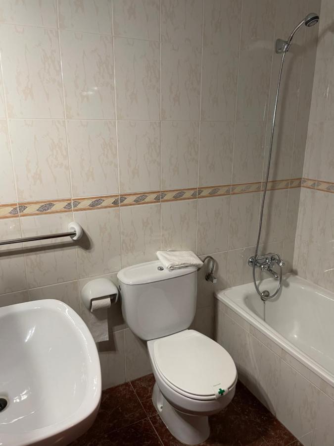 Hostal Parapanda Аломартес Экстерьер фото